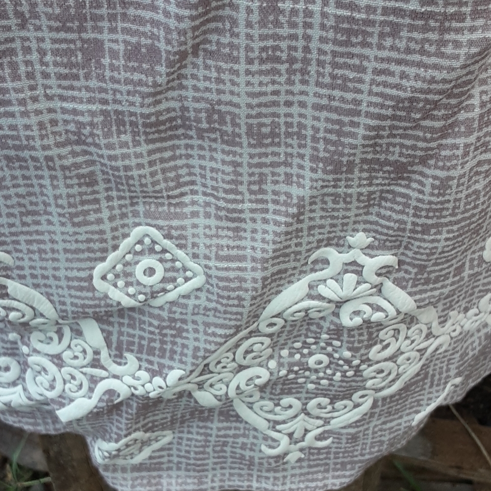 Shirt - Picture 3 of 4